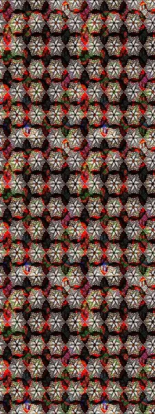 Motley illüstrasyonu. Küçük renkli çiçekler. Küçük çiçekte güzel bir desen. Moda baskıları için zarif bir şablon. Çiçekli bahar çiçekleri.