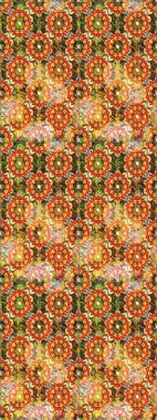 Kahverengi ve turuncu arka planda. Çocuksu tasarım. Elle çizilmiş çiçek desenli Raster çizimi. Tekstil, kumaş, ambalaj, hatıra defteri için güzel çiçek arkaplanı..