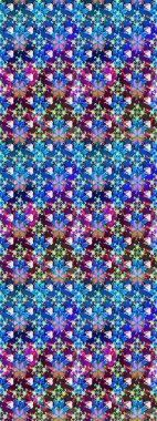 Kumaş desenli papatya çiçeği detayı. Mavi ve mor renkte çiçekler.