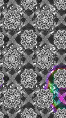 Suluboya elle çizilmiş çiçek desenli eskiz deseni. Parlak renkli fantezi çiçekleri, yapraklar, gri ve siyah renkli tomurcuklar..