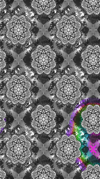 Suluboya elle çizilmiş çiçek desenli eskiz deseni. Parlak renkli fantezi çiçekleri, yapraklar, gri ve siyah renkli tomurcuklar..