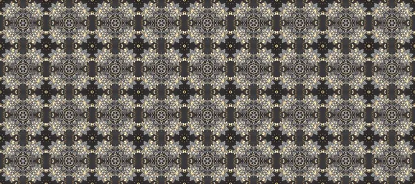 Klasik raster sarısı, kusursuz desen. Çiçek süsü kumaş deseni, cam, çiçek desenli metal kahverengi, bej ve gri renklerde altın elementler..