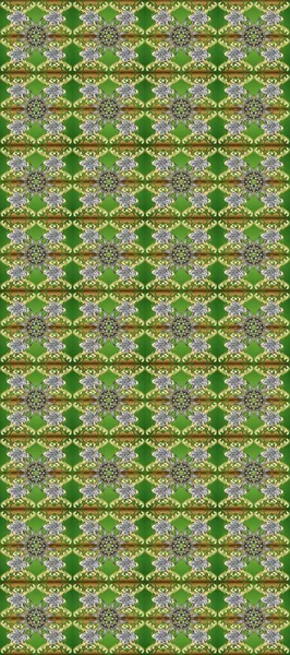 Doğum günü kartı, davetiye ya da afiş için iyidir. Dekoratif simetri arabesk. Raster illüstrasyonu. Altın yeşile, gri ve nötr renklere. Kusursuz ortaçağ çiçek desenleri..