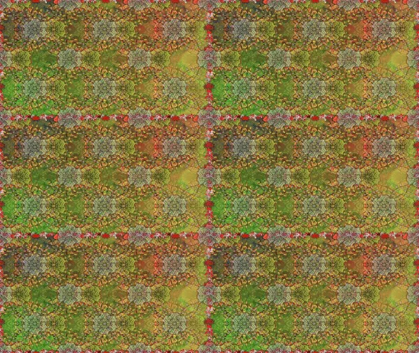 Düz Çiçek Elementleri Tasarımı. Kahverengi ve yeşil renkli çiçekler. Çiçekli, suluboya desenli kusursuz çiçek deseni. Renkli Bahar Temalı Kusursuz Arkaplan. Raster illüstrasyonu.