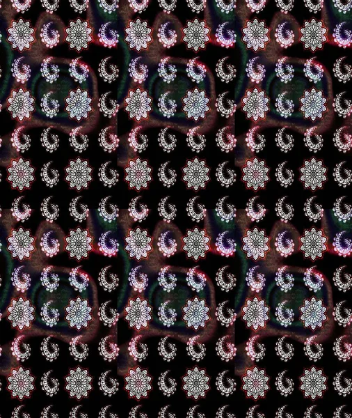 Raster Yumuşak kumaş deseni. Çiçekli siyah ve kahverengi eskiz deseni. Raster çiçek izi. Klasik taslak çizimi.