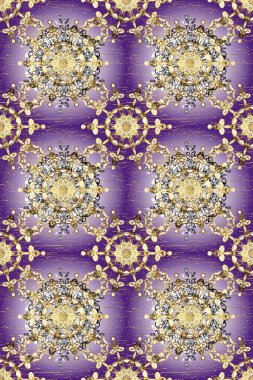 Mor ve nötr renkler üzerinde kraliyet retro 'su. Altın şablon. Klasik çiçek dokusu. Kart, duvar kağıdı, ambalaj ve tekstil için klasik tasarım. Kusursuz desenli altın elementler.