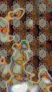 Çiçeksel çizim kalıbının yansıması. Vadinin çiçekleri kahverengi ve gri renklerde.