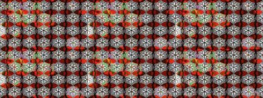 Küçük çiçekteki sevimli çiçek deseni. Gri ve kırmızı renkte çiçekler.