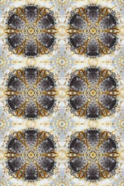 Antika altın tekrarlanabilir duvar kağıdı. Gri, bej ve kahverengi renklerde altın element. Barok tarzında altın çiçek süsü. Damask arkaplanı tekrarlayan kusursuz desen.