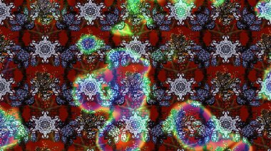 Kahverengi ve kırmızı renkte çiçekler. Küçük çiçekte sevimli çiçek deseni var..