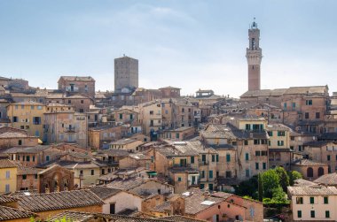 Volterra İtalya. Vampirlerin yaşaması gereken muhteşem şehir manzarası.