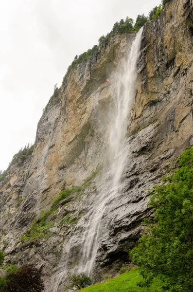 Cachoeira Lauterbrunnen Suíça — Fotografia de Stock