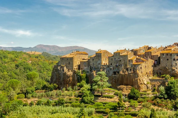 Volterra İtalya. Vampirlerin yaşaması gereken muhteşem şehir manzarası.
