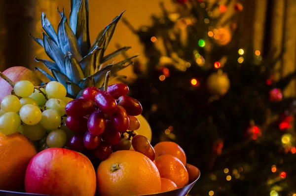 Ciotola di frutta di Natale — Foto Stock