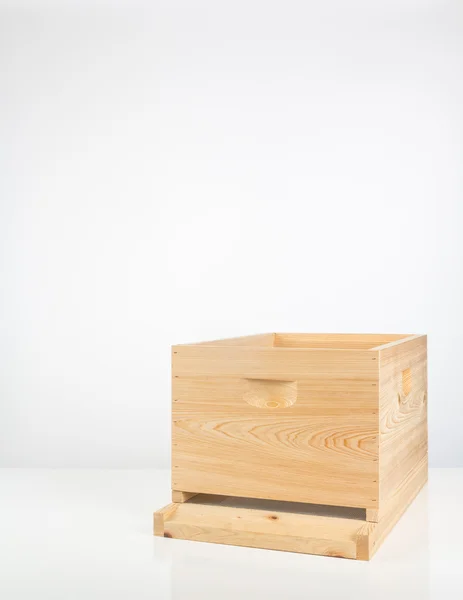 Arı kovanı alt kurulu ve derin