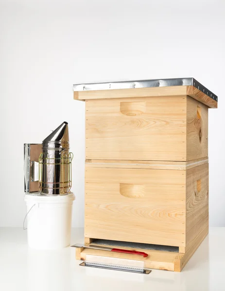 Beehive basic kit with tools