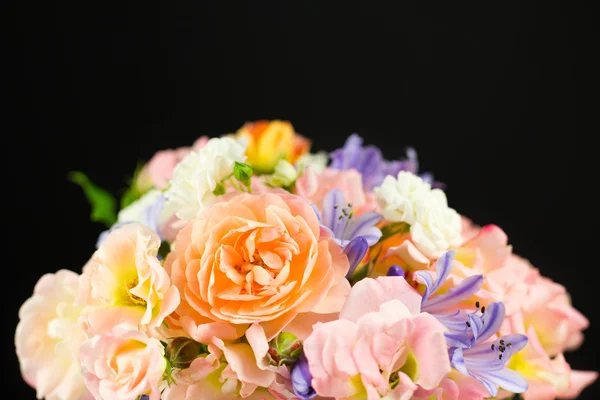 Pastel spring flower bouquet close up — Stock Photo, Image