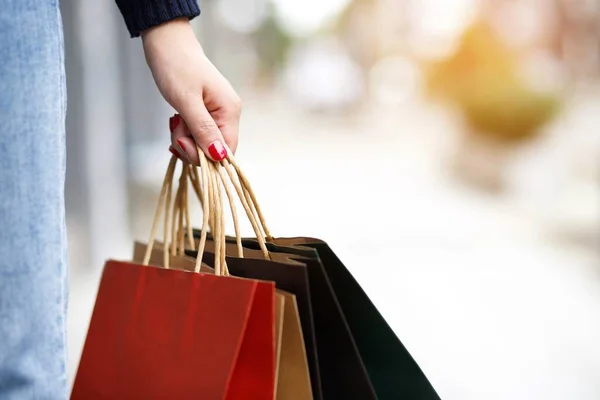 Frauen Shoppen Einkaufszentrum — Stockfoto