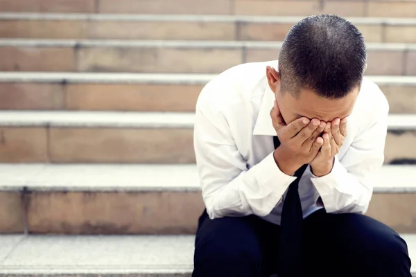 Pria Stres Dipecat Karena Perekonomian Sedang Tertekan — Stok Foto
