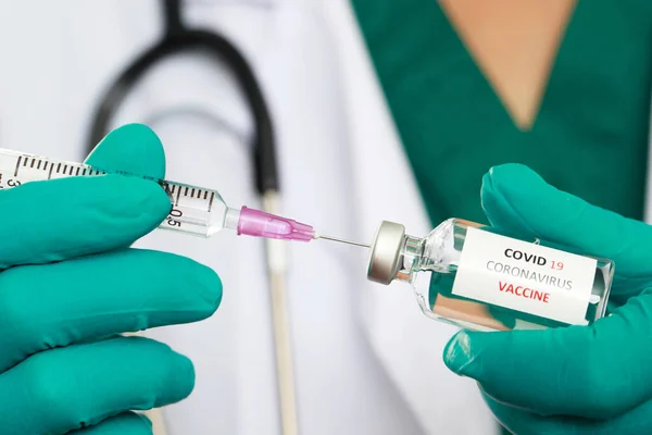 Médico Pronto Para Vacinar Contra Covid Hospital — Fotografia de Stock