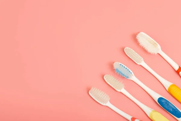 Old Toothbrush Pink Background — Stock Photo, Image