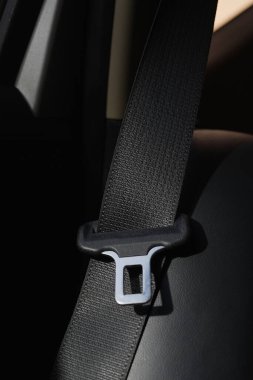 Fasten your seatbelt before driving to prevent accidents