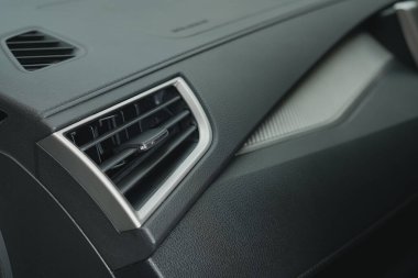 Araba kliması eskisi kadar havalı değil. Kontrol için servis merkezine götürmeniz gerekebilir..