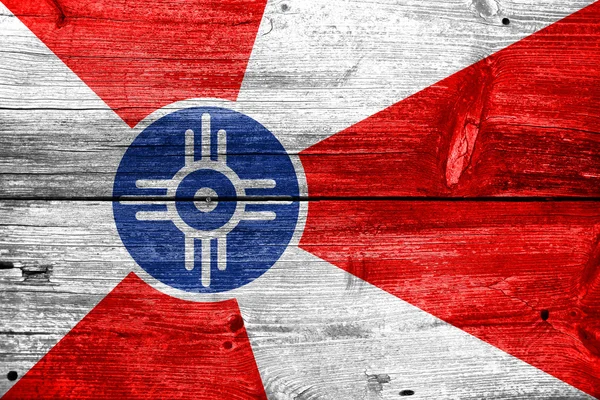 Vlag van Wichita, Kansas, geschilderd op oude houten plank achtergrond — Stockfoto