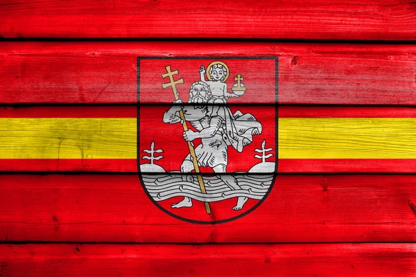 Σημαία του Βίλνιους, στη Λιθουανία, βαμμένο σε παλιά ξύλινη σανίδα φόντο — Φωτογραφία Αρχείου