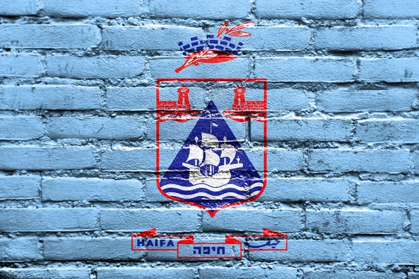 Bandera de Haifa City, Israel, pintada sobre muro de ladrillo — Foto de Stock