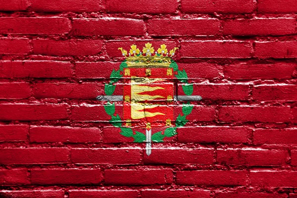 Bandiera di Valladolid, Spagna, dipinta su muro di mattoni — Foto Stock