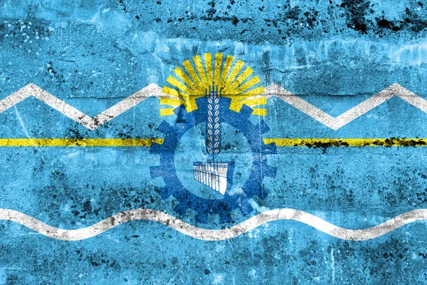 Drapeau de la province de Chubut, Argentine, peint sur un mur sale — Photo