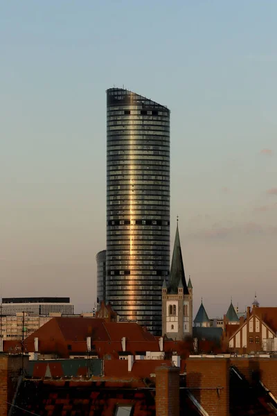 Wroclaw Polonia Aprile 2021 Sky Tower Edificio Residenziale Più Alto — Foto Stock