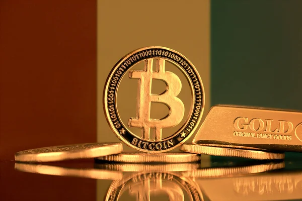 Versión Física Bitcoin Barra Oro Bandera Guinea — Foto de Stock
