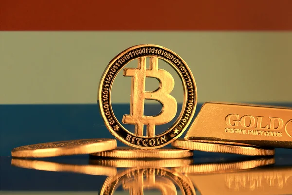 Versión Física Bitcoin Barra Oro Bandera Luxemburgo — Foto de Stock