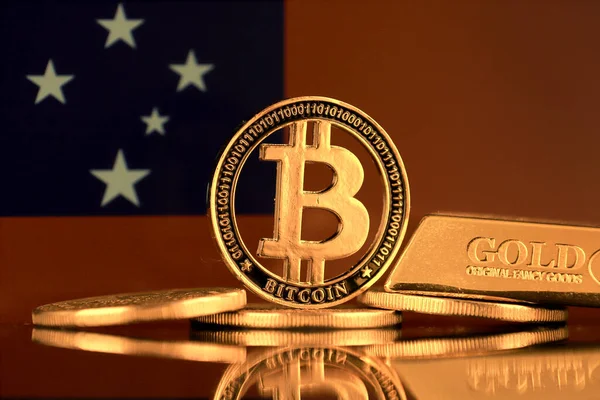 Physische Version Von Bitcoin Goldbarren Und Samoa Flagge — Stockfoto