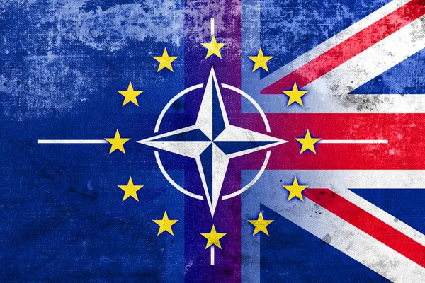Grunge Nato, Bandeira da UE e do Reino Unido — Fotografia de Stock