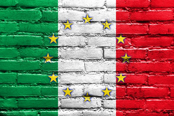 Flagge der italienischen und europäischen Union auf Ziegelwand gemalt — Stockfoto