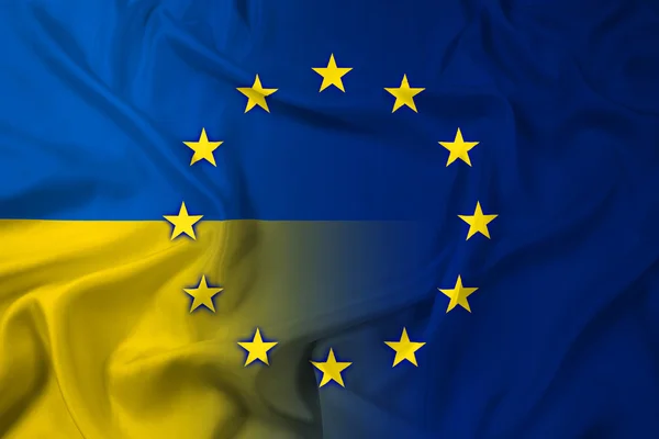 Wapperende vlag van Oekraïne en de Europese Unie — Stockfoto
