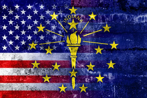 USA en Indiana Braziliaanse vlag geschilderd op grunge muur — Stockfoto