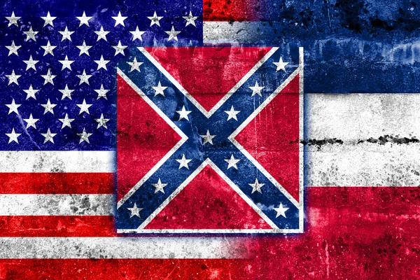 USA en Mississippi Braziliaanse vlag geschilderd op grunge muur — Stockfoto