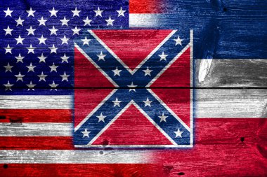 Boyalı eski ahşap tahta dokusu üzerinde ABD ve Mississippi Devlet bayrağı