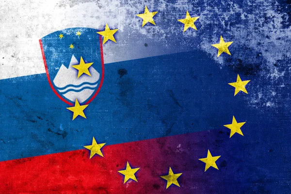 古い外観とヴィンテージ スロベニアと欧州連合の旗 — ストック写真
