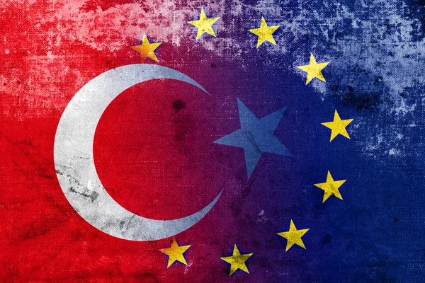 Bandera de Turquía y Unión Europea con un aspecto vintage y antiguo — Foto de Stock