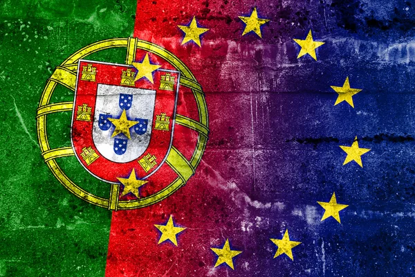 垃圾墙上画了葡萄牙和欧盟的旗帜 — 图库照片
