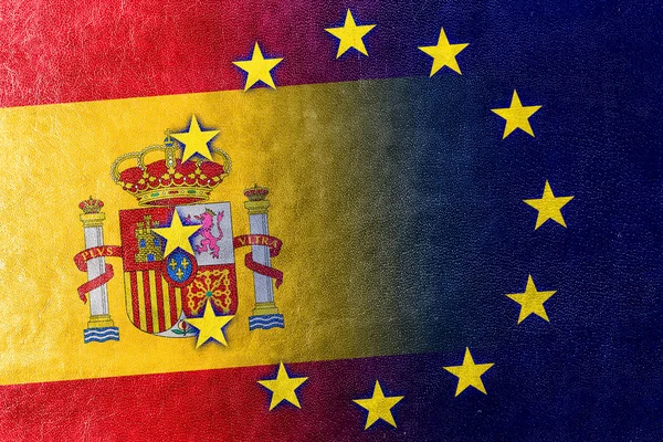 Spanien och Europeiska unionens flagga målade på läder texture — Stockfoto