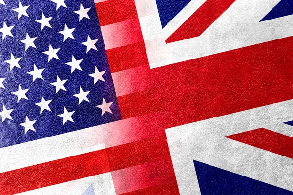 USA und Großbritannien Flagge auf Leder Textur gemalt — Stockfoto