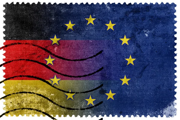 Alemania y la bandera de la Unión Europea - sello postal antiguo — Foto de Stock