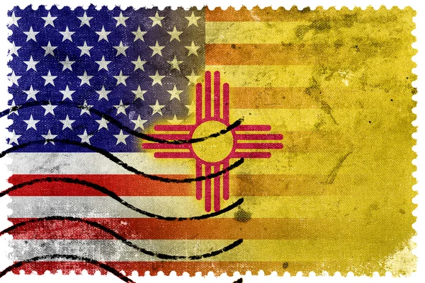 Drapeau des États-Unis et du Nouveau-Mexique - vieux timbre-poste — Photo