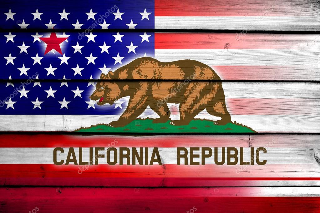 USA and California State Flag on wood background — Stock Photo